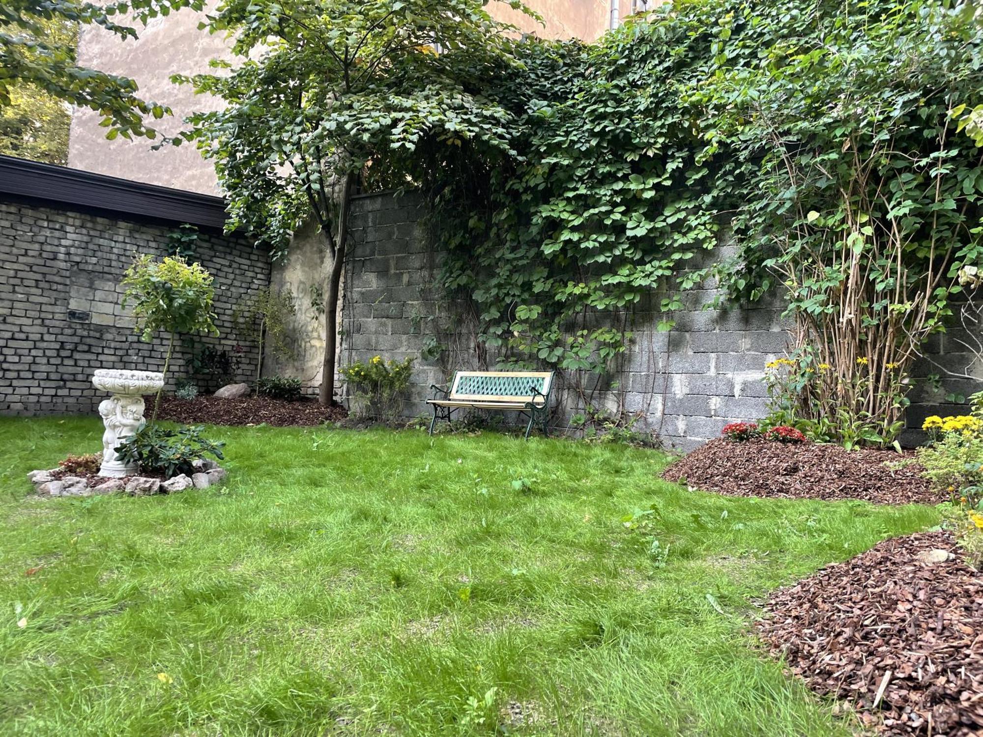Dzīvoklis Pristine 1br In Center W/ Patio And Parking